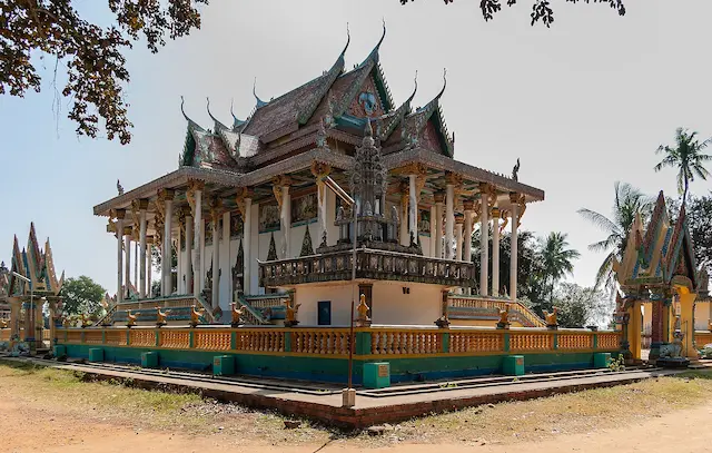 Wat Ek Phnom